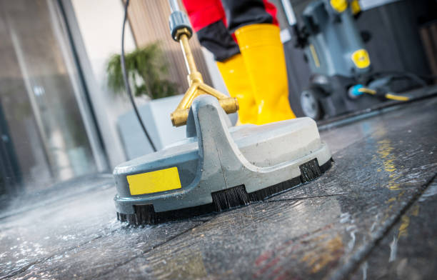 Best Deck Pressure Washing  in Monona, WI
