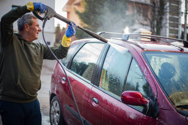 Best Deck Cleaning Services  in Monona, WI